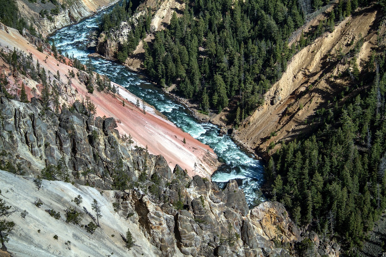 揭秘长白山，探索神秘的北国天堂——一次难忘的旅行团体验