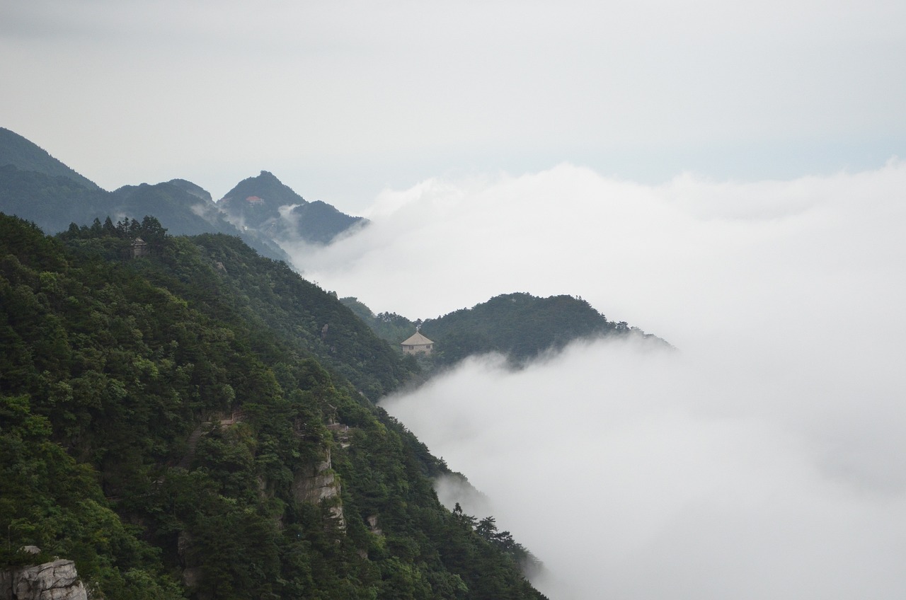 庐山仙境，三天畅游，带你领略中国山水诗画的韵味