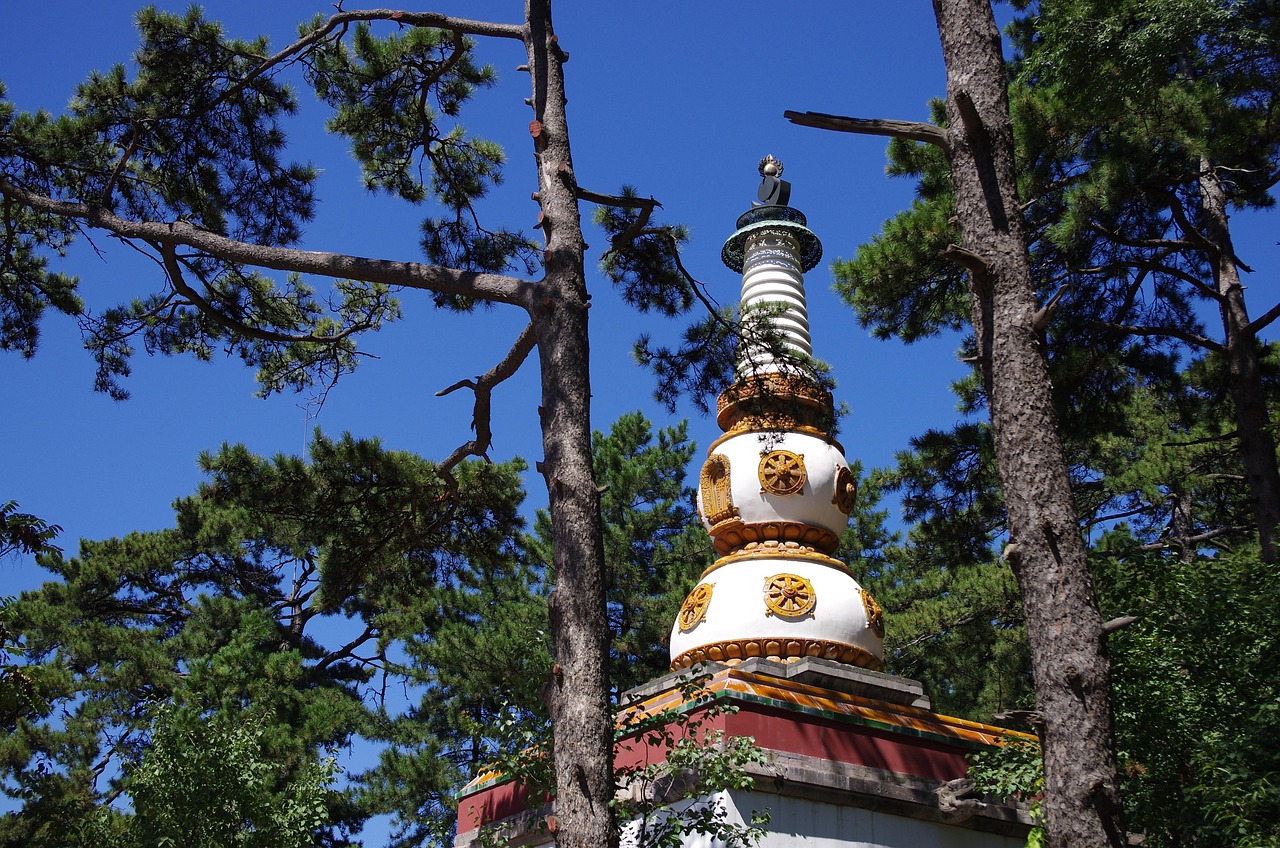 探秘历史长河中的璀璨明珠——承德双塔山，岁月的烙印与文化的守护